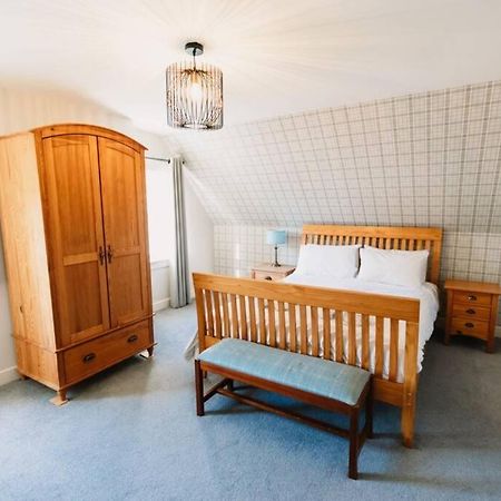 Factors House - A Comfy Cottage In Countryside Park With Wifi And Access To Bar And Pool Perth Kültér fotó